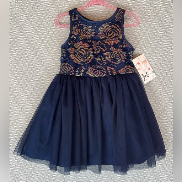 Other - mia and mimi- Floral Lace Navy Dress NWT (Size 2t)